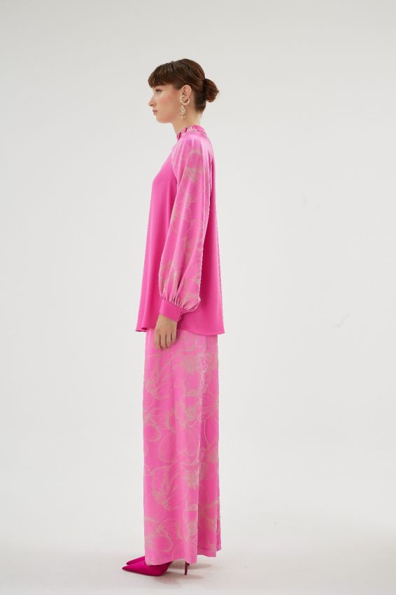 ELISAYA PEMBE TAKIM