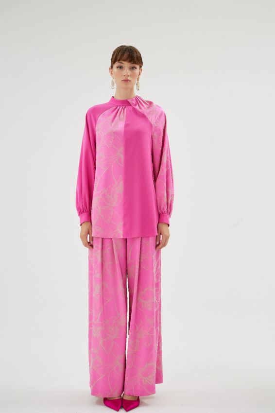 ELISAYA PEMBE TAKIM