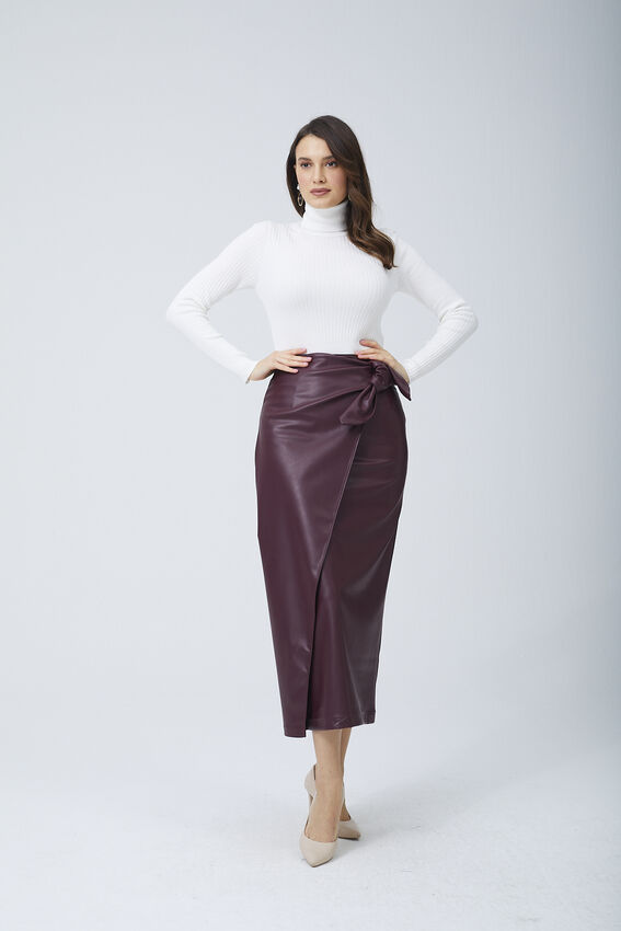 FİYONK DERİ BORDO ETEK