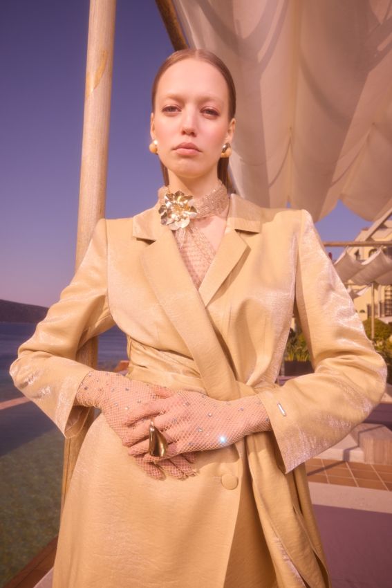 GLOW GOLD SUIT