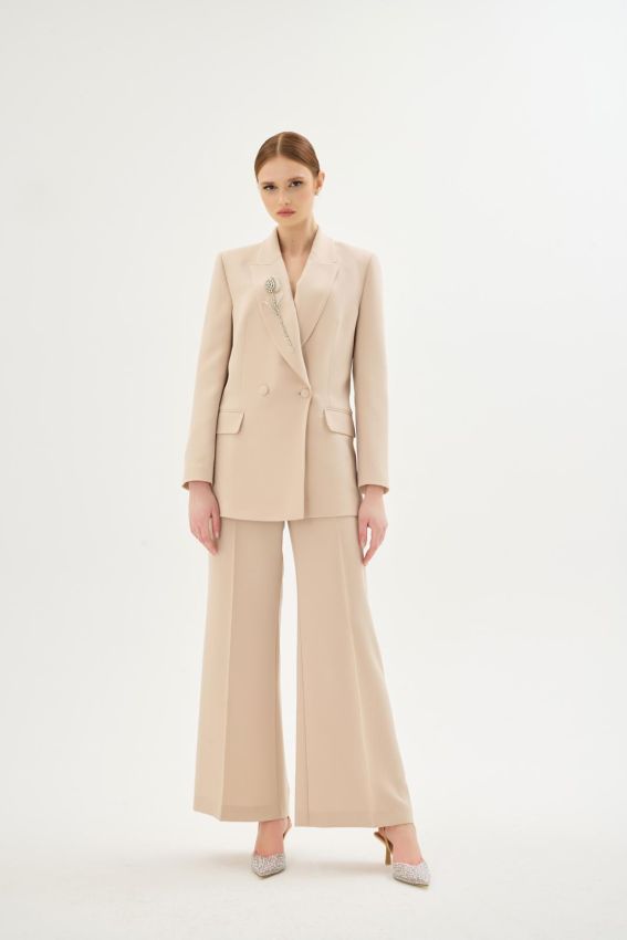 VALIENTE SUIT