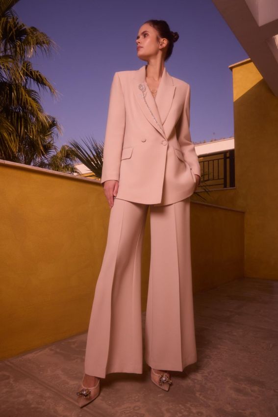 VALIENTE SUIT