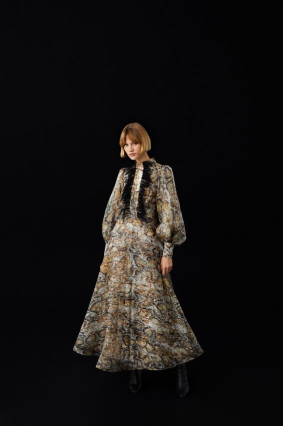 ZENDAYA ELBİSE CAMEL